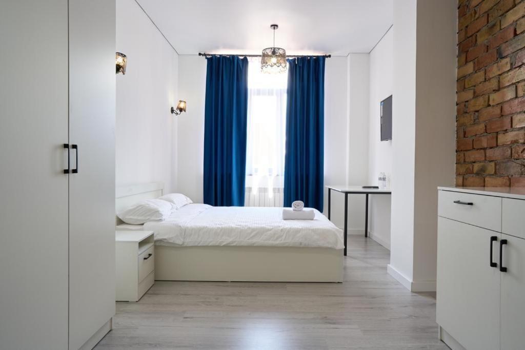 7Days Hotel アルマトイ エクステリア 写真