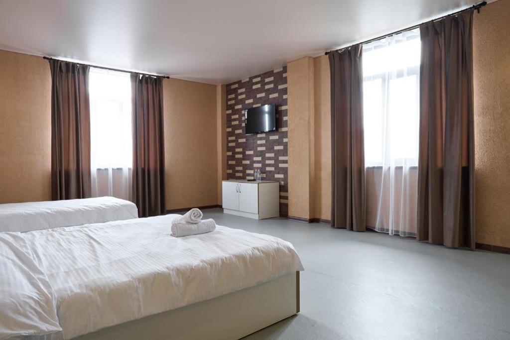 7Days Hotel アルマトイ エクステリア 写真